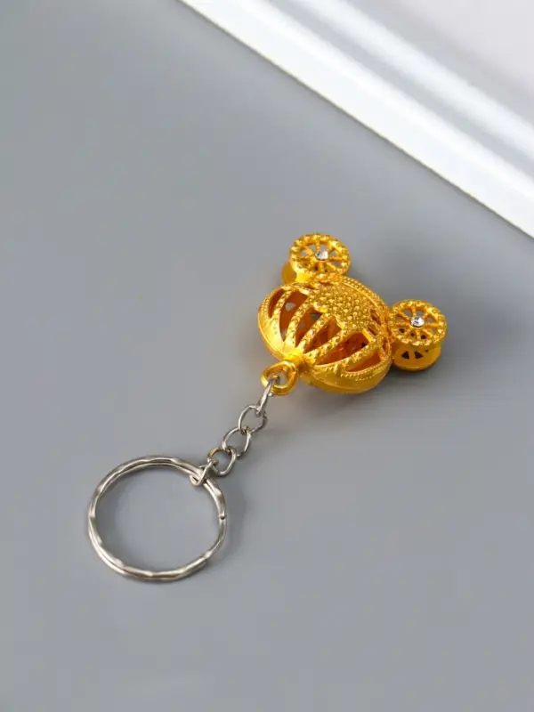 Брелок металл, стразы "Карета-тыква" МИКС 3,2х1,5х3,2 см