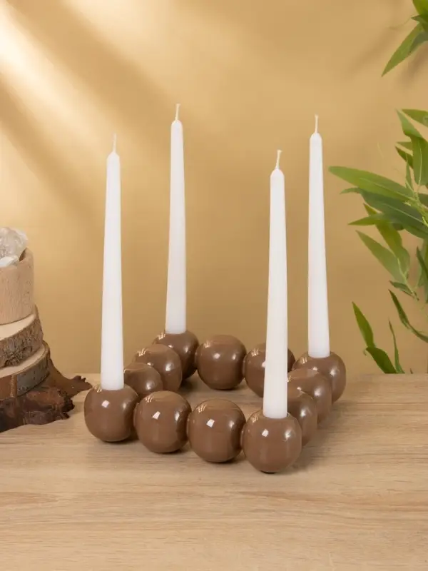 Подсвечник на 4 свечи &laquo;Бусы&raquo;, с 12 сферами, 20.5&times;20.5&times;5.5 см, бисквит