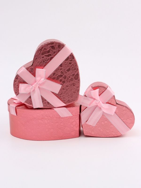 Набор коробок 3 в 1 сердца 22 х 20 х 9;  18.5 х 17 х 7.5; 1 6 х 14 х 6 см