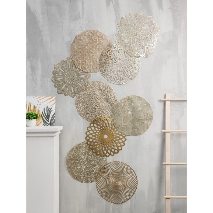 Салфетка сервировочная на стол Доляна &laquo;Цветок&raquo;, d=43 см, цвет золотой