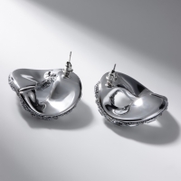 Серьги со стразами &laquo;Блеск&raquo; бублик, белые в серебре