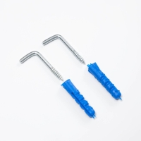 Зеркало "Треугольник фигурный", настенное, 76х47 см Зеркало "Треугольник фигурный", настенное, 76х47 см