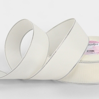 Лента репсовая 40мм*25&plusmn;1ярд(23м&plusmn;1м) серебряные нити №008 молочный АУ