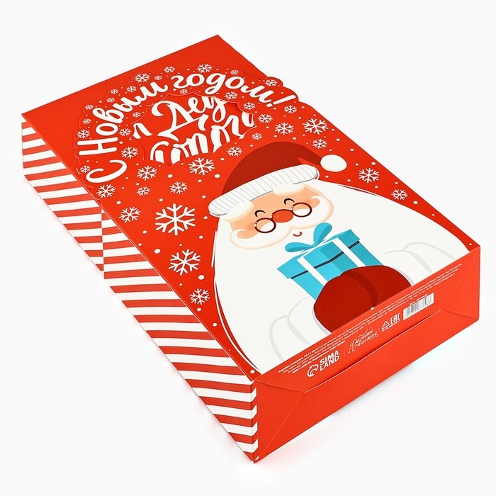 Коробка новогодняя складная &laquo;Подарок от Деда Мороза&raquo; 18.4 х 30.4 х 7.3 см, Новый год