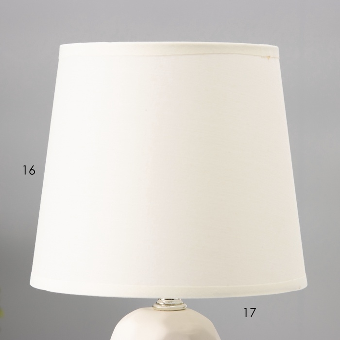 Настольная лампа Настольная лампа "Маркета" Е14 40вт 18х18х33,5 см