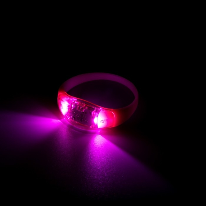 Светодиодный браслет розовый, батарейки CR2016х2, свечение розовое Светодиодный браслет розовый, батарейки CR2016х2, свечение розовое