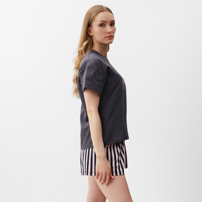 Комплект женский домашний (футболка,шорты), цвет графит розовая полоска, р-р 52