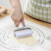 Валик для нарезки теста Доляна «Виктори», 20×12 см, цвет белый Валик для нарезки теста Доляна «Виктори», 20×12 см, цвет белый