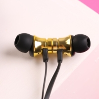 Беспроводные наушники на магните с микрофоном &laquo;Цветы&raquo;, мод. VBT 1,1 ,9 х 13,5 см.