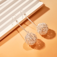 Серьги висячие &laquo;Шарик&raquo; переплетение, цвет светлое серебро, 6,5 см