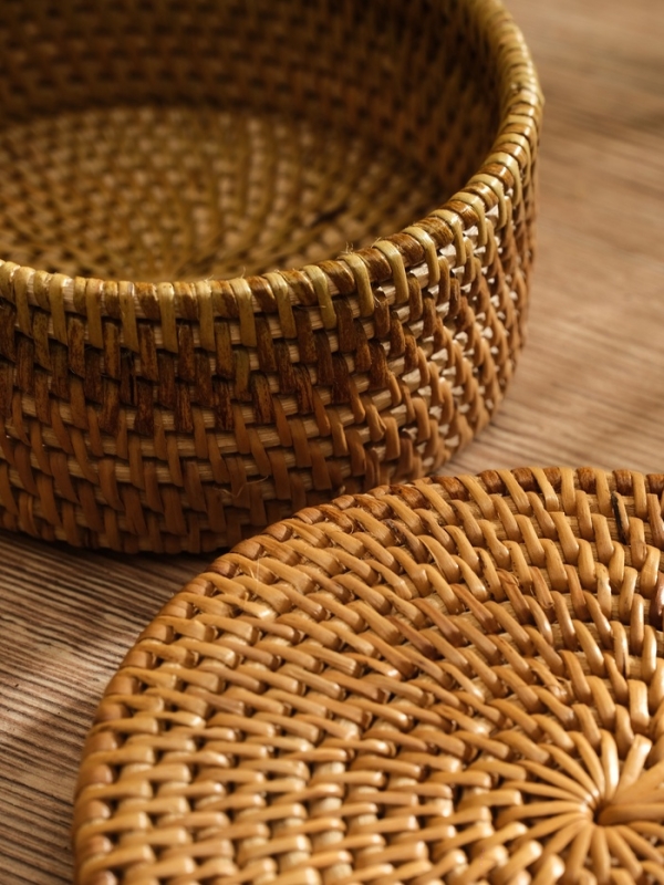 Корзинка плетеная ротанг, 13х13х5,5 см Корзинка плетеная ротанг, 13х13х5,5 см