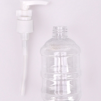 Бутылочка для хранения, с дозатором, 150 мл, цвет белый/прозрачный