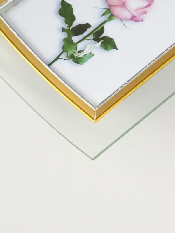 Фоторамка двойная стекло 10х15 см "Золотой кант" вертикаль 28х20,5 см