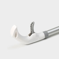 Щётка для окон с распылителем Raccoon, алюминиевая ручка, длина 116 см, водосгон 25 см, насадка их микрофибры 25&times;6 см