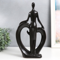 Сувенир керамика "Человек и сердце" чёрный 7х18х31,5 см