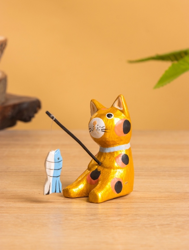 Сувенир &laquo;Кот рыбак&raquo;, 3&times;6&times;7 см, дерево, золотой