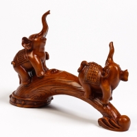 Подставка для бутылки "Два слона" под дерево, 36х10х25см Подставка для бутылки "Два слона" под дерево, 36х10х25см