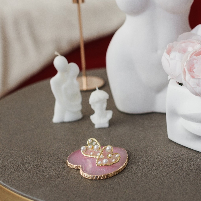 Серьги с жемчугом &laquo;Грейс&raquo; сердечки, цвет белый в золоте