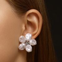 Серьги с жемчугом &laquo;Эксклюзив&raquo; цветок, цвет серебро