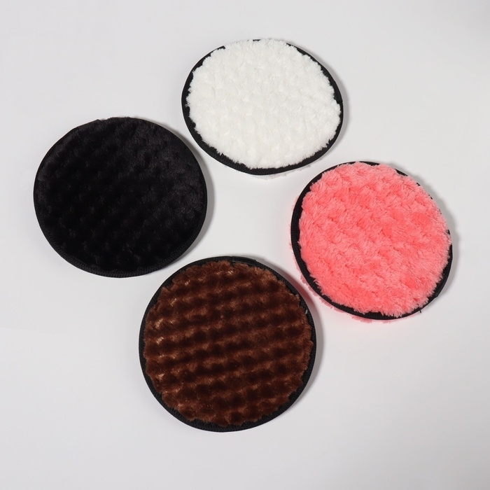 Спонж для умывания, d = 11 см, с подвесом, цвет МИКС