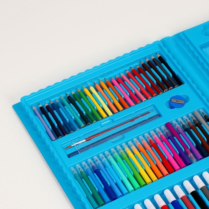 Набор для творчества &laquo;Дракончик и его друзья&raquo; с мольбертом, 208 предметов