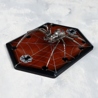 Сувенирное оружие на планшете &laquo;Паук&raquo;