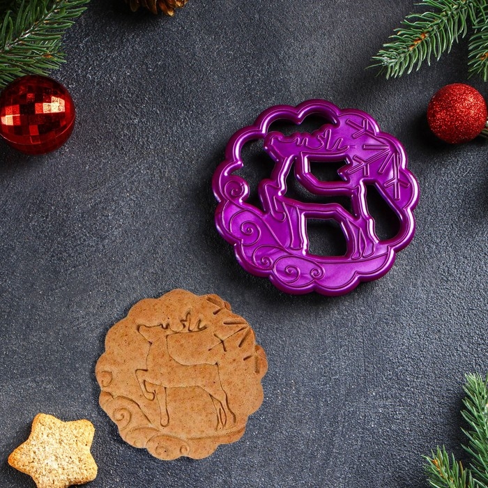 Форма для резных пряников &laquo;Северный олень&raquo;, цвет фиолетовый