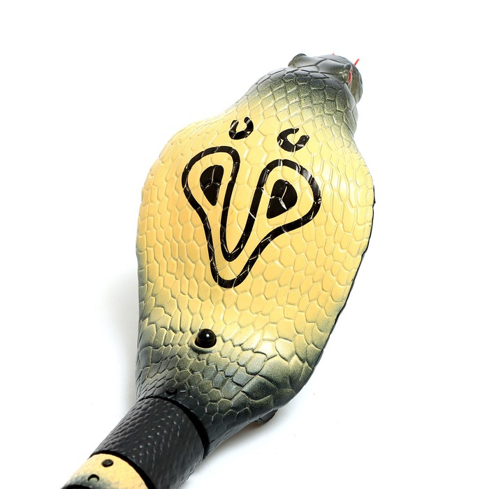 Змея радиоуправляемая &laquo;Королевская кобра&raquo;, работает от аккумулятора