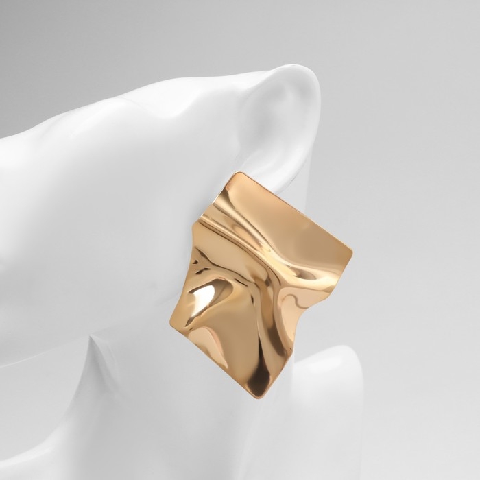 Серьги металл &laquo;Атмосфера&raquo; ромб мятый, цвет золото