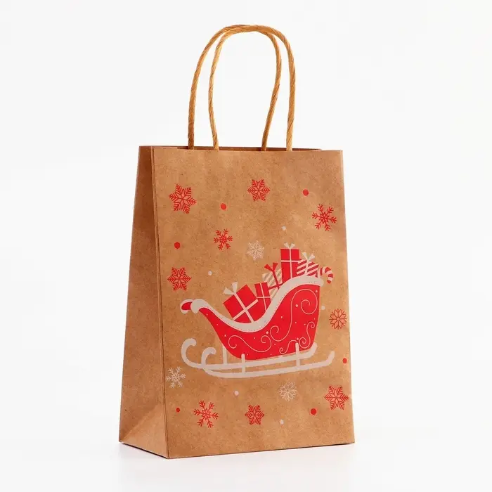 Пакет крафт с тиснением, круглая ручка, &laquo;Новогдние сани&raquo; 15&times;21&times;8 см, 120 г