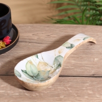 Подставка под ложку "Листья" дерево манго 25,5х9х3,8 см