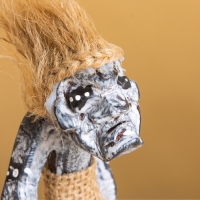 Сувенир &laquo;Абориген с мячом&raquo;, 9&times;8&times;17 +/- 1 см, дерево