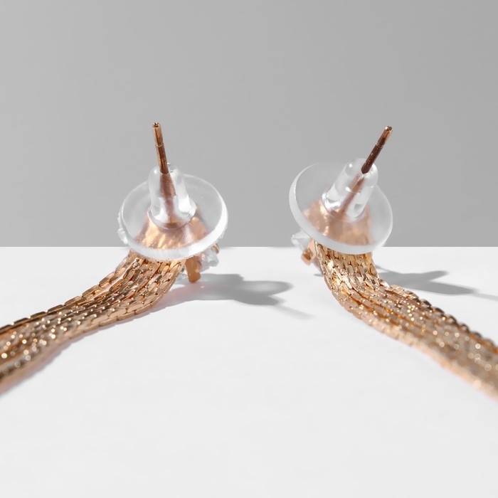 Серьги висячие со стразами &laquo;Голливуд&raquo; тонкость линий, цвет белый в золоте, 19,5 см