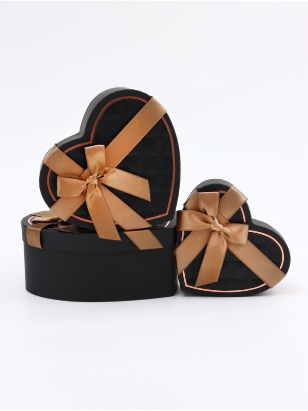 Набор коробок 3 в 1 сердца 22 х 20 х 9;  18.5 х 17 х 7.5; 1 6 х 14 х 6 см