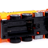 Машина &laquo;Топливо&raquo;, световые и звуковые эффекты, работает от батареек