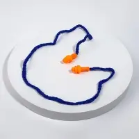 Беруши на шнурке, 3&times;1.7 см, в футляре, фасовка 10 пар, силиконовые, оранжевые