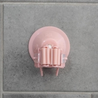 Держатель для уборочного инвентаря на вакуумной присоске, 5,5&times;5,5&times;7 см, цвет МИКС