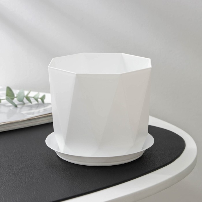 Горшок для цветов с поддоном &laquo;Призма&raquo;, 1 л, цвет белый