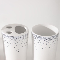 Набор аксессуаров для ванной комнаты &laquo;Брызги&raquo;, 4 предмета (дозатор 300 мл, мыльница, 2 стакана), цвет белый