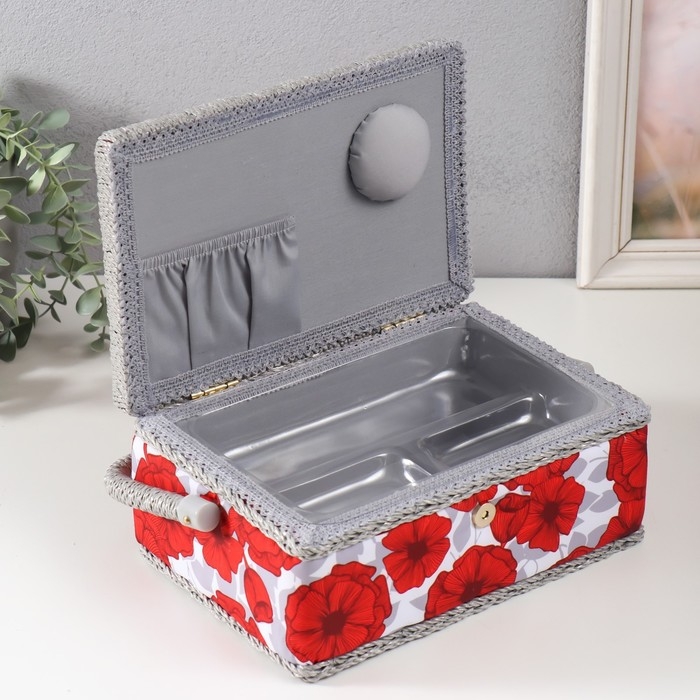 Шкатулка для рукоделия "Красные маки на белом" 24х16х11 см