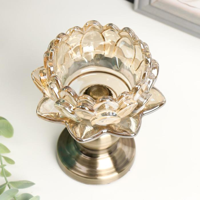 Подсвечник стекло на 1 свечу Подсвечник стекло на 1 свечу "Лотос" на ножке карамель 12,5х12х12 см