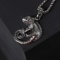 Кулон-амулет «Помпеи» хамелеон, цвет чернёное серебро, 70 см Кулон-амулет «Помпеи» хамелеон, цвет чернёное серебро, 70 см