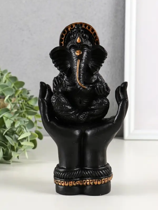 Фигура гипс "Ганеш в руках", высота 22 см, черный