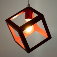 Светильник BayerLux Подвес "Квадрат" 1x40Вт E27 красный 16х16х18-116 см