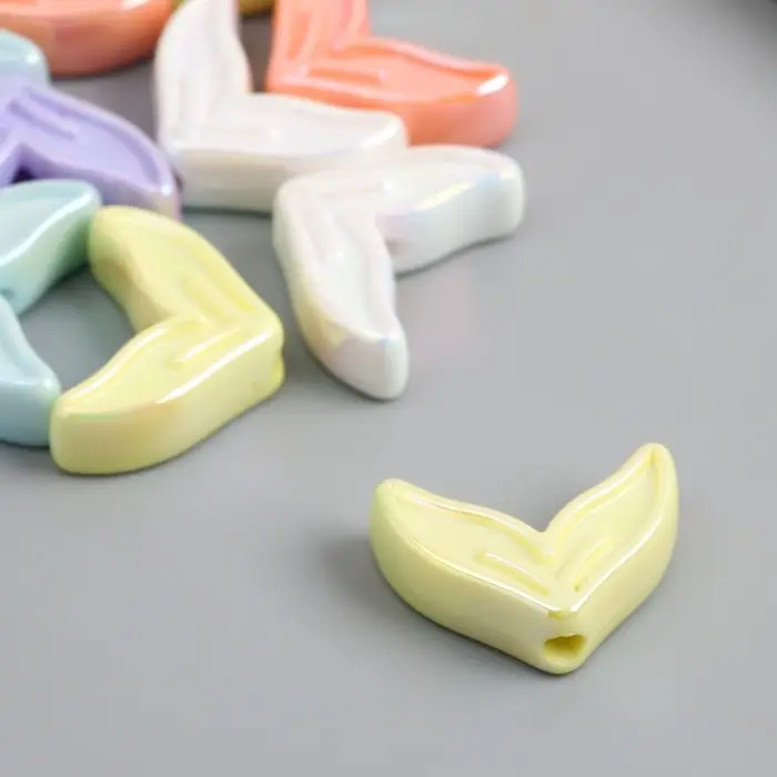 Бусина для творчества пластик "Рыбий хвост. Перламутровый глянец" МИКС 0,8х2х2,9 см