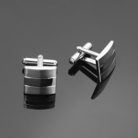 Запонки стальные &laquo;Квадрат&raquo; объёмный, цвет серебро