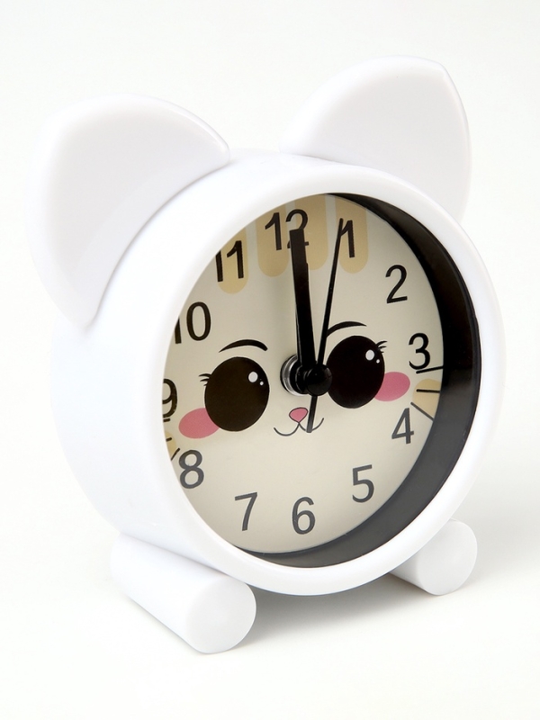 Часы будильник настольные детские &laquo;Кошечка&raquo;, 8&times;8.7 см