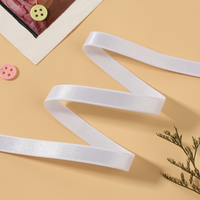 Резинка для бретелей, блестящая, 10 мм, 50 &plusmn; 0,5 м, цвет белый