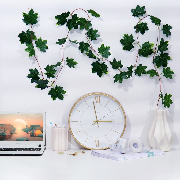 Лиана Лиана "Кленовый лист с зелёным крапом" 230 см