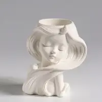 Ваза гипс настольная "Девушка с длинными волосами" 6х8х9см